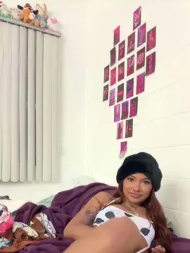 Fuckingkushyy  live sex cam