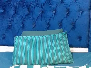 Natalibooty  live sex cam