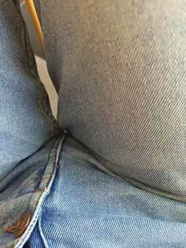 Francesca277  live sex cam