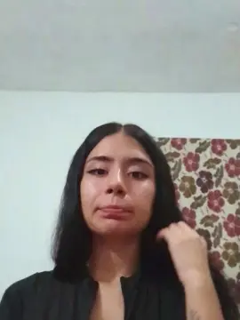 Sheila2025  live sex cam