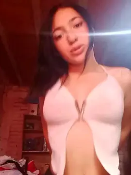 Sheila2025  live sex cam