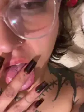 Bbytatu  live sex cam