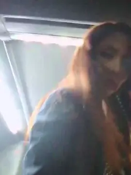 Zaraychauderry  live sex cam