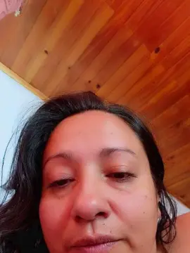 Lindamary222  live sex cam