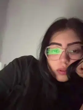 Monse9  live sex cam
