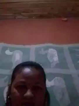 Voary  live sex cam