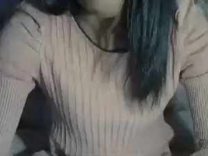 Logane  live sex cam