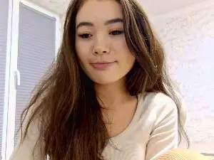 AzzieSaindon  live sex cam