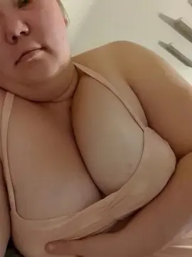 Prettybaby97  live sex cam