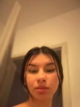 XXH0TLIPSXx  live sex cam
