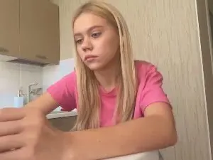 HaileyMillea  live sex cam