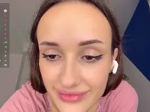 MoriahHunnicut  live sex cam