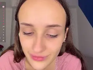 MoriahHunnicut  live sex cam