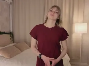 YuonneDubourg  live sex cam