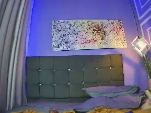 Brandi_bae1  live sex cam