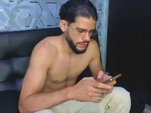 Big_sensation21  live sex cam