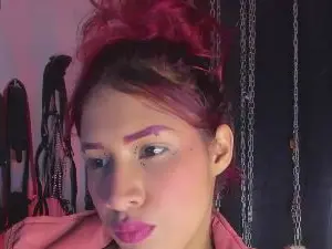 Charrlotte_quin  live sex cam