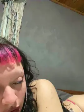 Gatadulce44  live sex cam