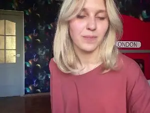 MyongYaw  live sex cam