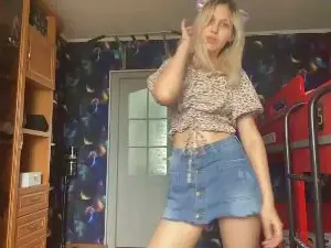 MyongYaw  live sex cam
