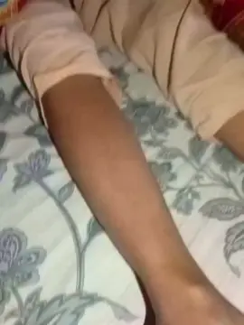 Raisa630  live sex cam