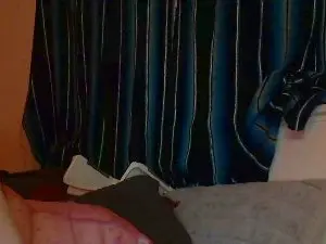 RosiePeeking  live sex cam