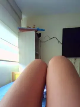 Karla332  live sex cam