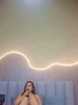Nikki_nikol  live sex cam