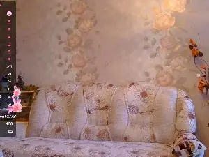 IvanaHartline  live sex cam