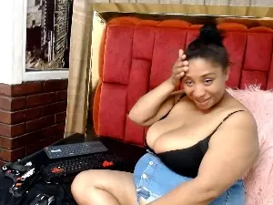 Burningafrica_  live sex cam