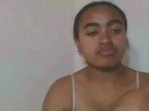 Jari4  live sex cam