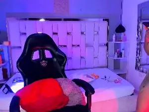 Alice_Roys  live sex cam