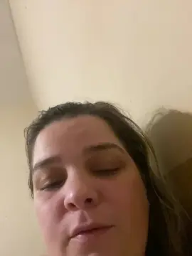 Iara_Bionda  live sex cam