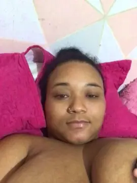 Pretararahot  live sex cam
