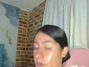 Ailyn_bk  live sex cam
