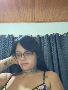 Alexis_benz  live sex cam