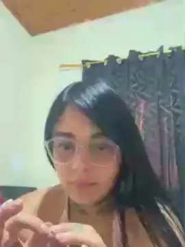 Alexis_benz  live sex cam