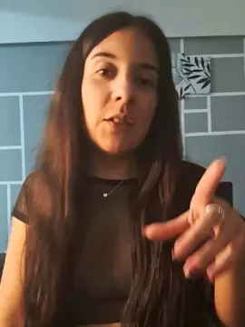 MoiraKiss  live sex cam