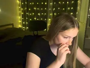 EtsukoReuland  live sex cam