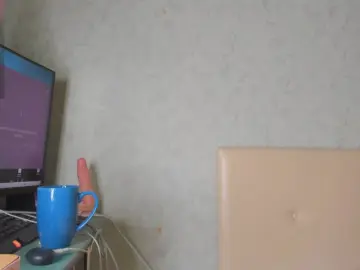 YanHavely  live sex cam