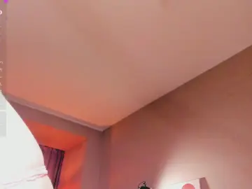 LynetteBalle  live sex cam