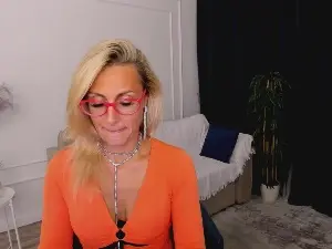 MuseOfStage  live sex cam