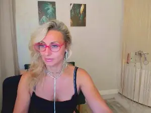 MuseOfStage  live sex cam