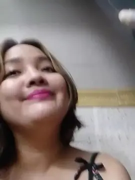 Sweet_Smile028  live sex cam