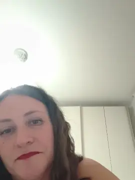 Deamia86hot  live sex cam