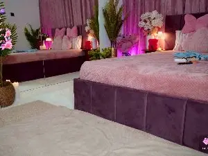 Emily_Hudsson  live sex cam