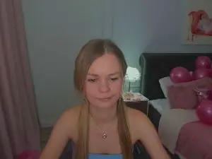 MidnightAura  live sex cam