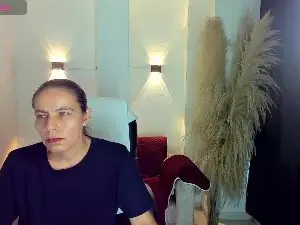Milf_karlye  live sex cam