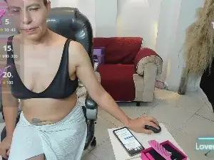 Milf_karlye  live sex cam