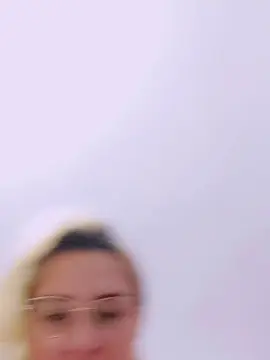 Youlittlestar28  live sex cam